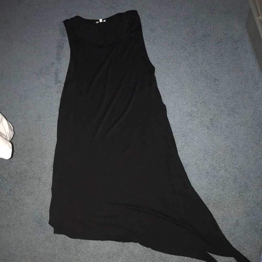 Long angled black tank